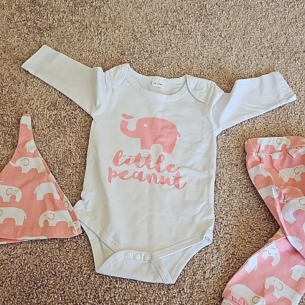 NWOT  Cotton onesie with matching pants and hat with little elephant print